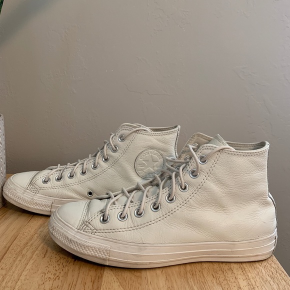 Converse White Leather High-Tops Mens Size 7.5 Womens Size 9.5 - Picture 4 of 8